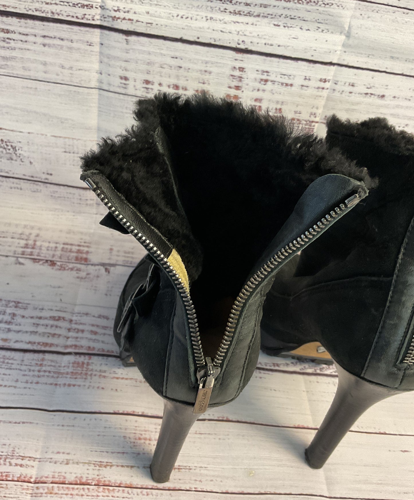 Women's Jimmy Choo Black Boot with fur lining and buckles Size 39 US 8.5
