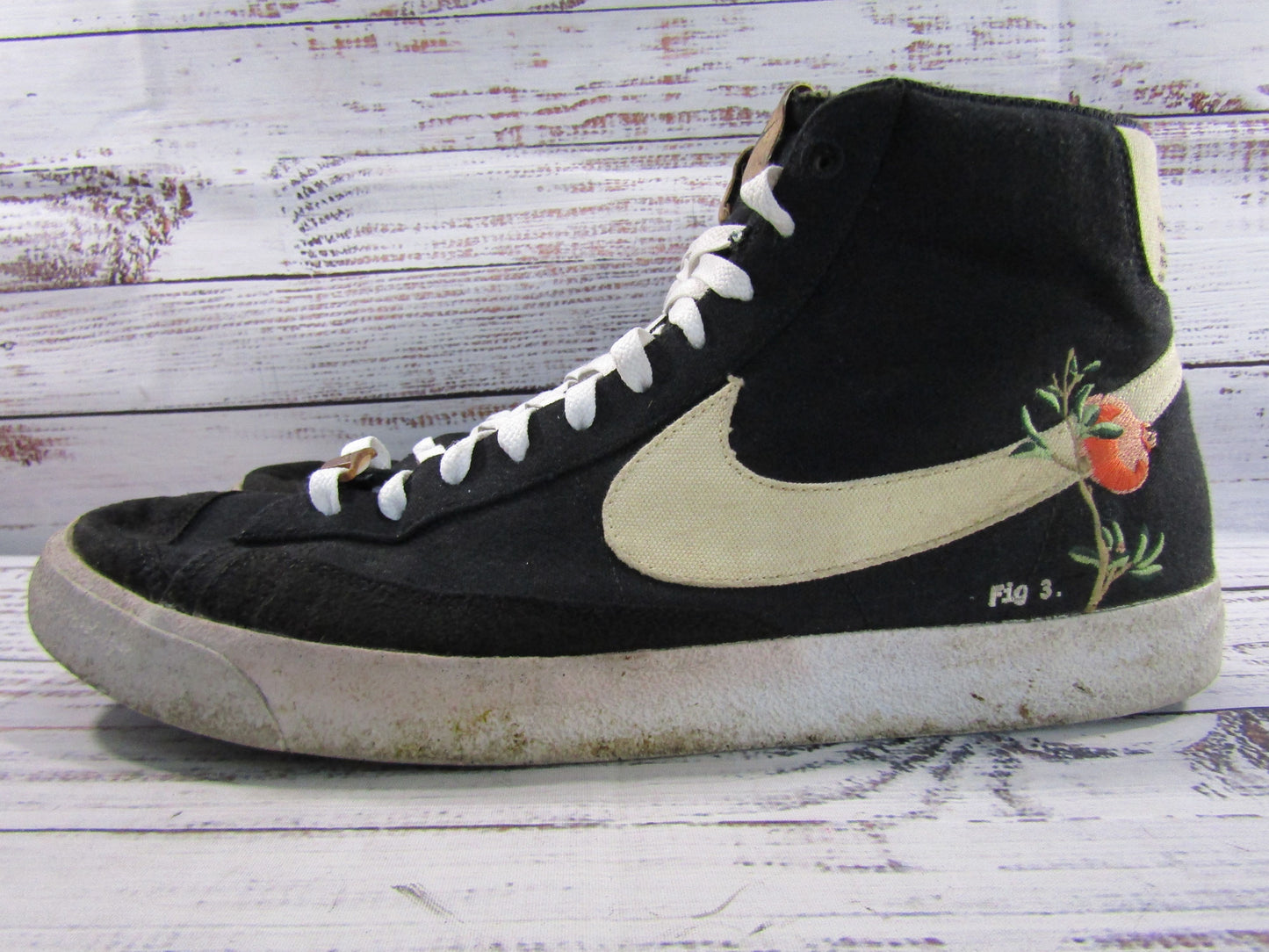 Nike Blazer Mid 77 Pomegranate Men's Black High Top Sneakers Size 13 CI1166-001