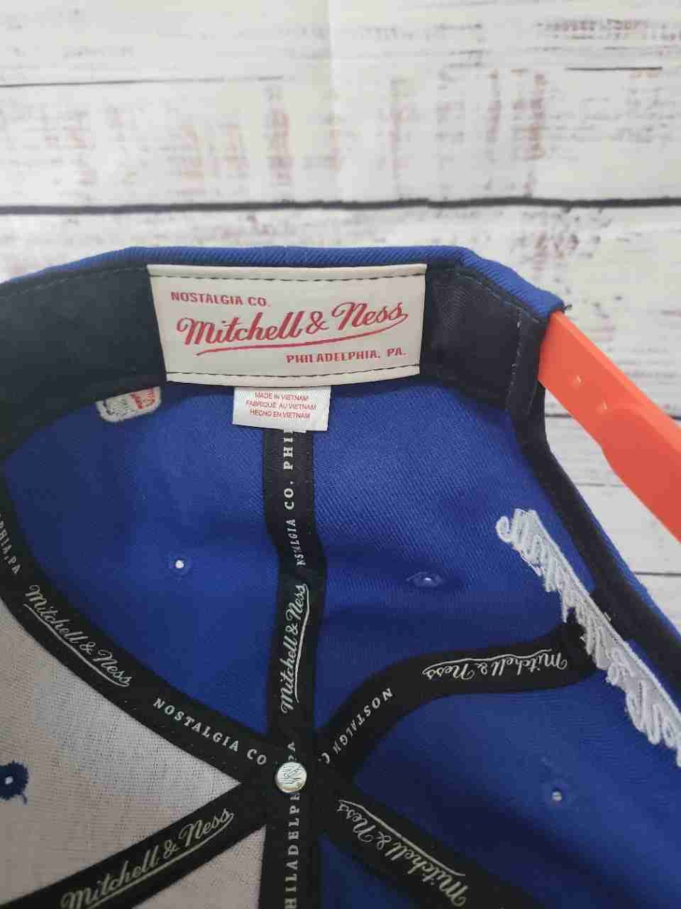 Men's Mitchell & Ness Knicks Baseball cap Size XL