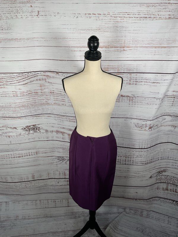 Women's Salvatore Ferragamo Purple WOOL Blend Skirt Size 40 EU/ 9-9.5 US