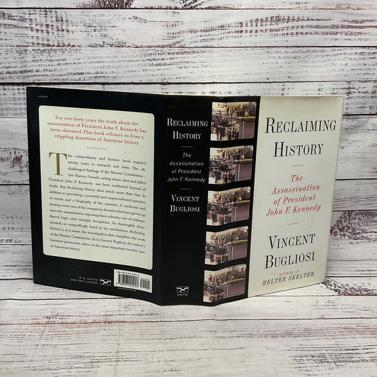 Reclaiming History: The Assassination Of President John F. Kennedy Book & CD