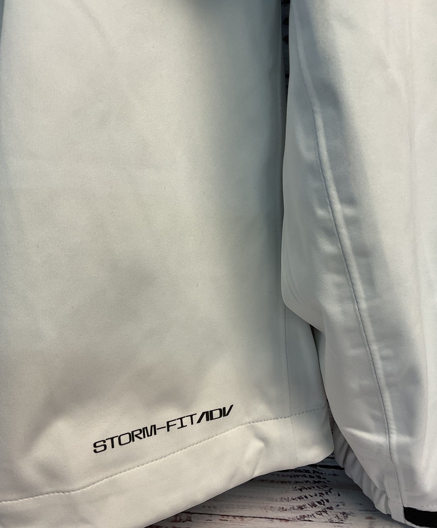 NWT Men's Nike White Storm Fit Jacket Size L