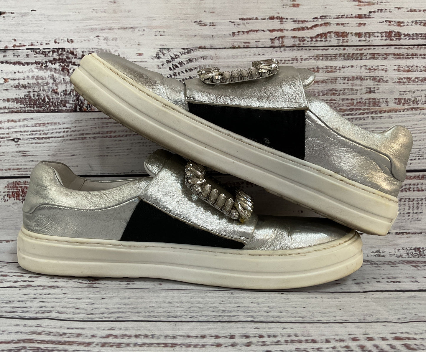 Roger Vivier Women's Silver Leather Crystal Embellished Slip-On Made in Italy