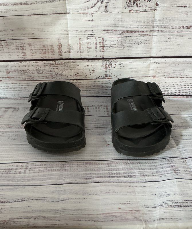 Unisex Birkenstock Black Slip-On Flats Men's Size 8-8.5 Women's Size 10-10.5