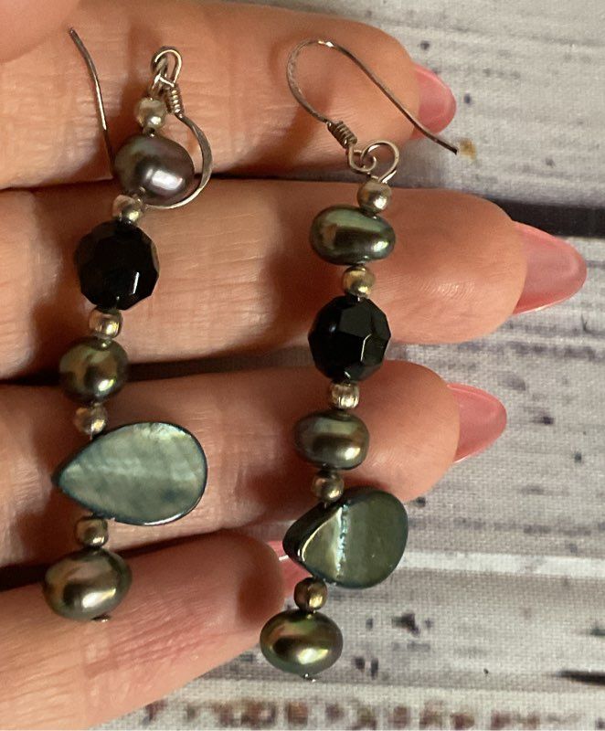 Lot 2 Sterling Silver Stud Black Spinel & Drop Pearl Earrings