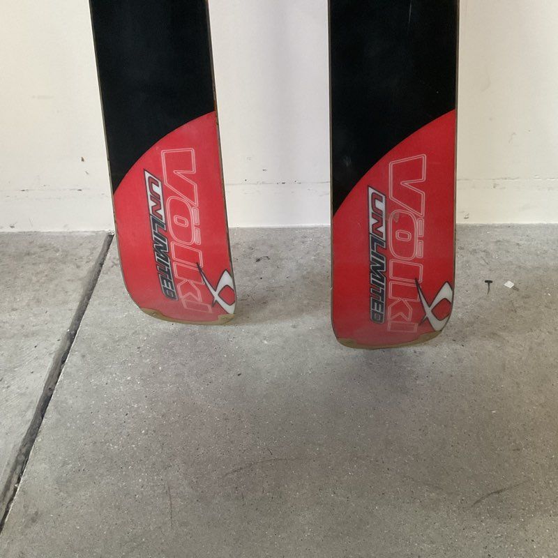 Volkl Unlimited AC-4 All Mountain Red Skis 170cm IPT Motion Binding