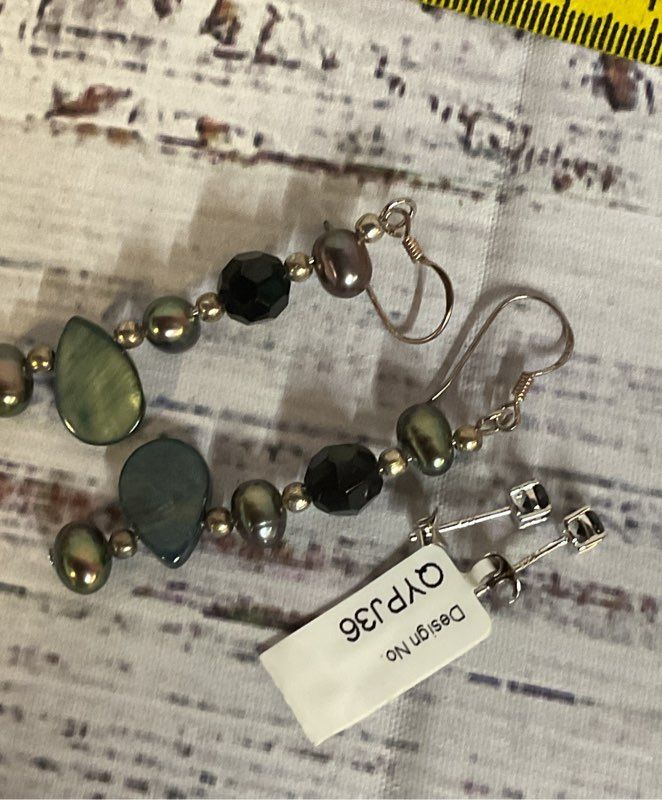Lot 2 Sterling Silver Stud Black Spinel & Drop Pearl Earrings