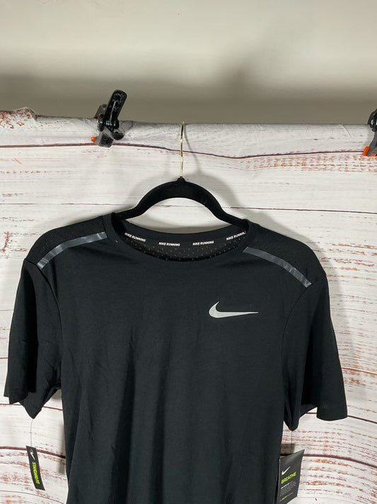 NWT Men's Nike Dri-Fit Breathe Standard Fit Black T-Shirt Size S