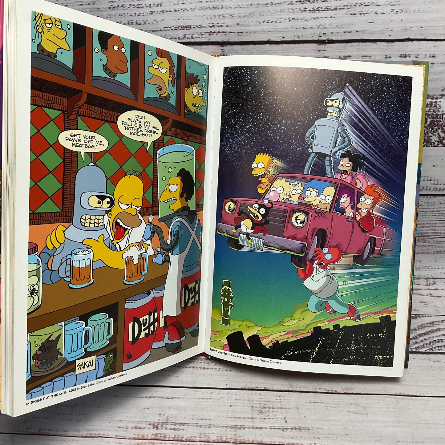 The Simpsons Futurama Crossover Crisis Matt Groening W/ Collectors Comic