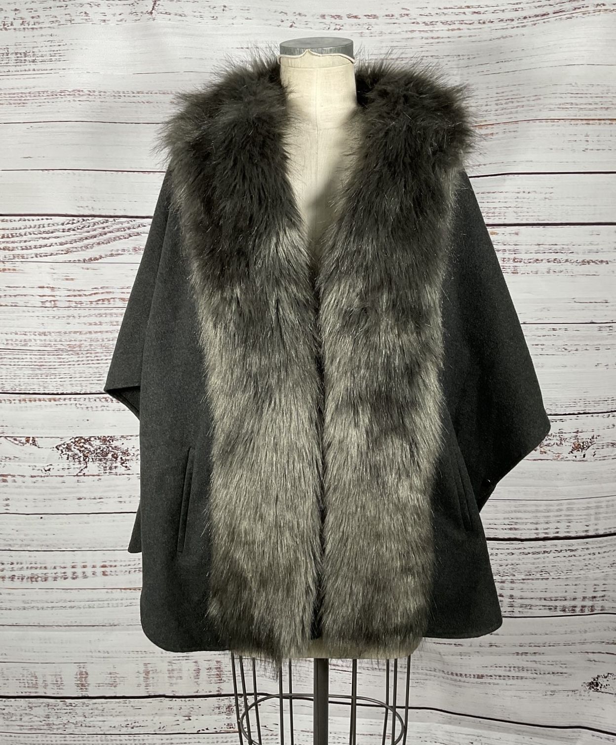 Love Token Charcoal 95% Polyester Faux Fur Lined Poncho - Size Small NWT