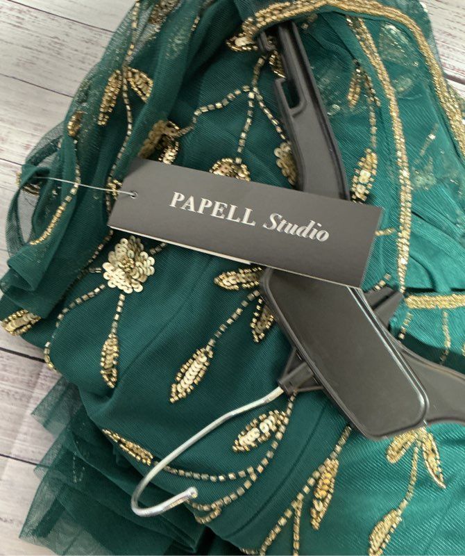 NWT Women's Papell Studio Green & Gold Mesh Dress w/sequins Size 4 Retail $179