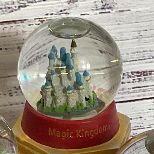 VTG DISNEY WORLD Disney Parks Mickey Mouse 4 Parks One World Musical Snow Globe