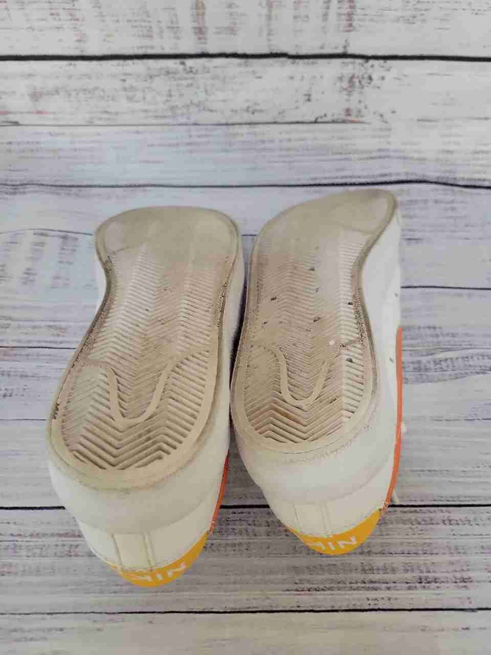Women's Nike Dunk Low mini swoosh White & Orange Sneaker Size 8.5
