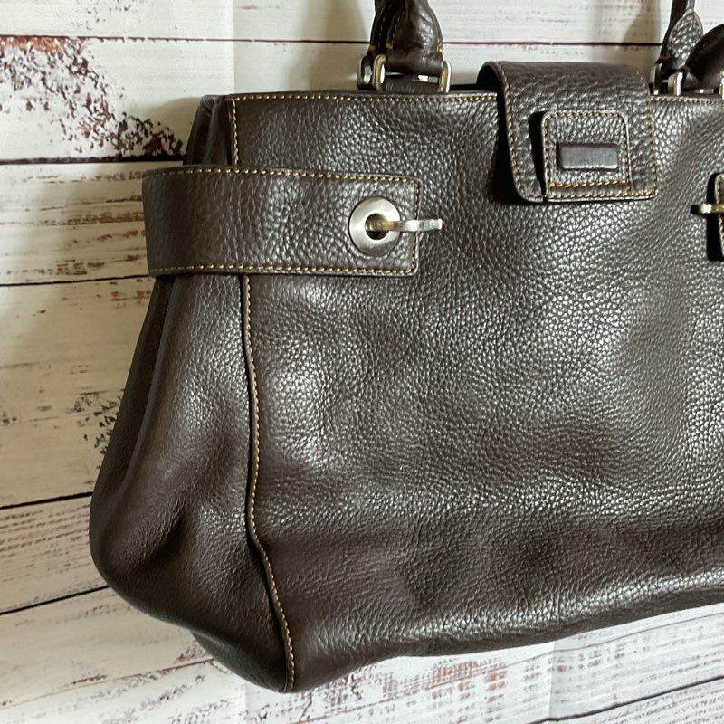 LEVENGER Women's Brown Fine Leather Multi Compartment Shoulder Bag