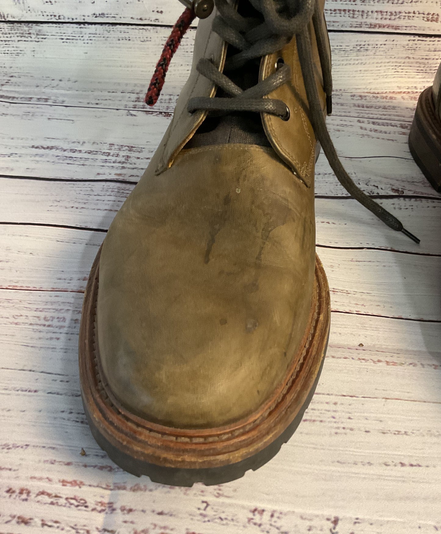 Men's Marc Jacobs Olive Green Leather Combat Boot with lining Size 10