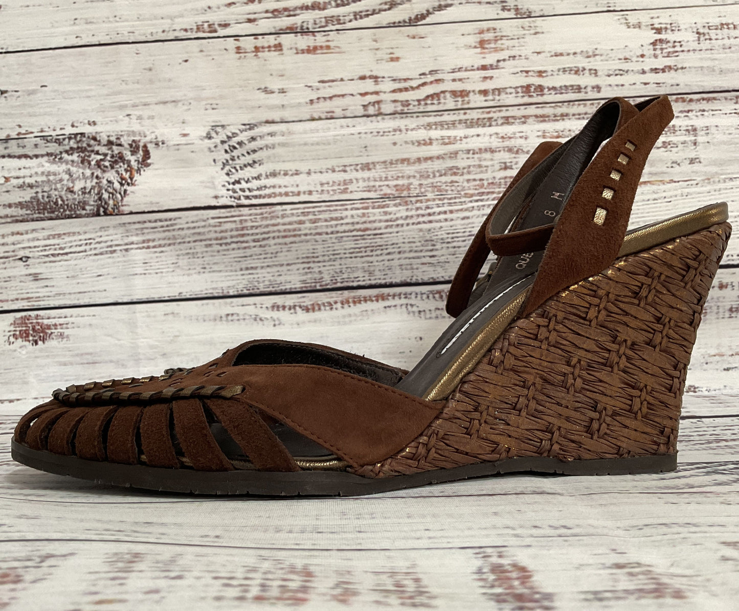 Donald J. Pliner Quetas Women's Brown Suede Wedge Sandals Size 8 Made in Spain