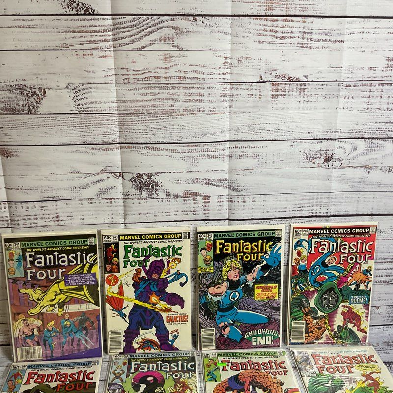 Set of 14 1992-93 Marvel Comics Group FANTASTIC FOUR Comic Magazines