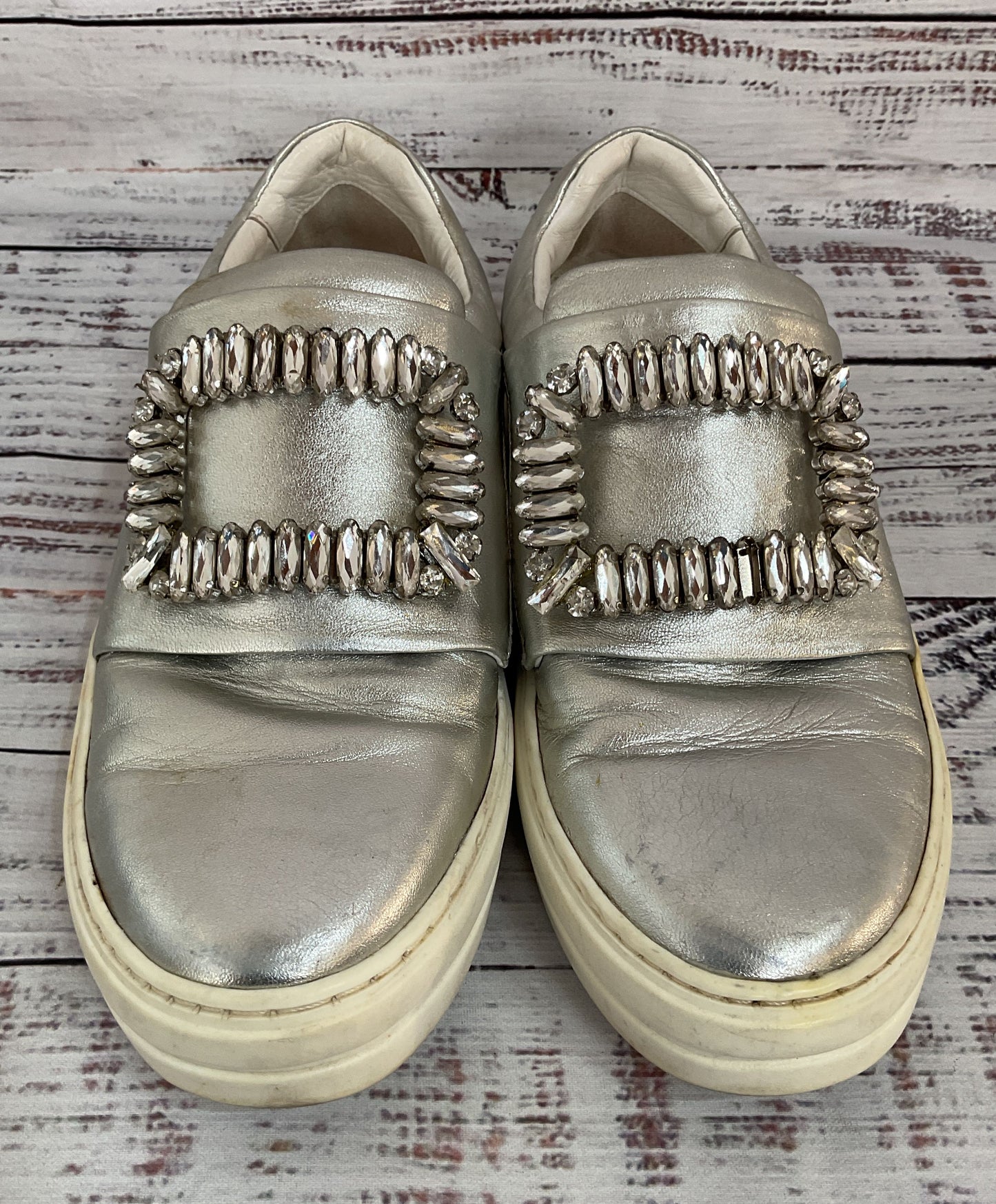 Roger Vivier Women's Silver Leather Crystal Embellished Slip-On Made in Italy