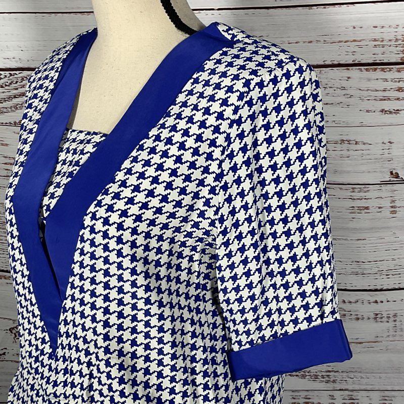 VTG. MINDY MALONE Women's Blue/White Dress- SEE MEASUREMENTS