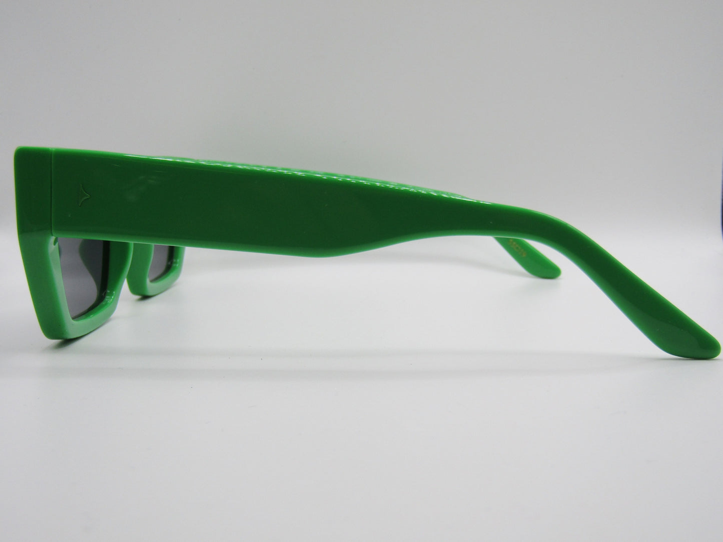 Dezi Switch Women's Green Acetate Sunglasses