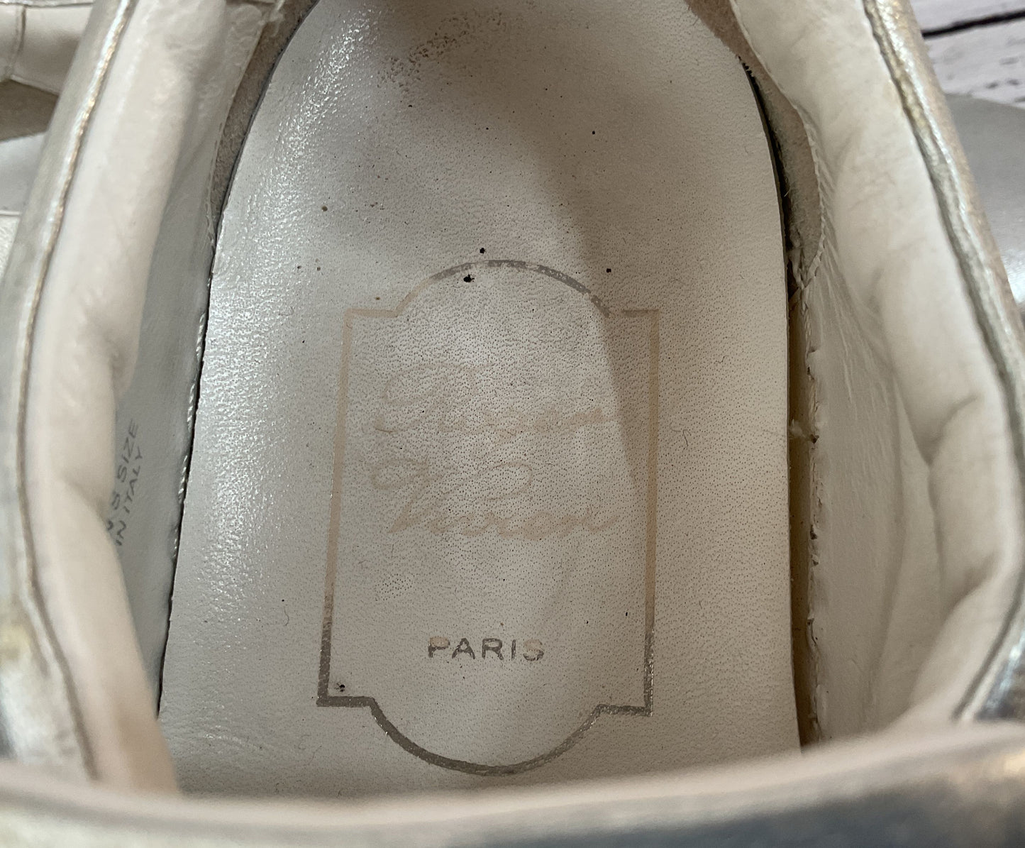 Roger Vivier Women's Silver Leather Crystal Embellished Slip-On Made in Italy