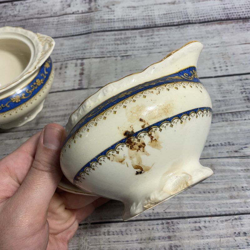 Myott Powder Blue 2 Pc. Staffordshire Porcelain Sugar & Cream Set 5681 *Damage*
