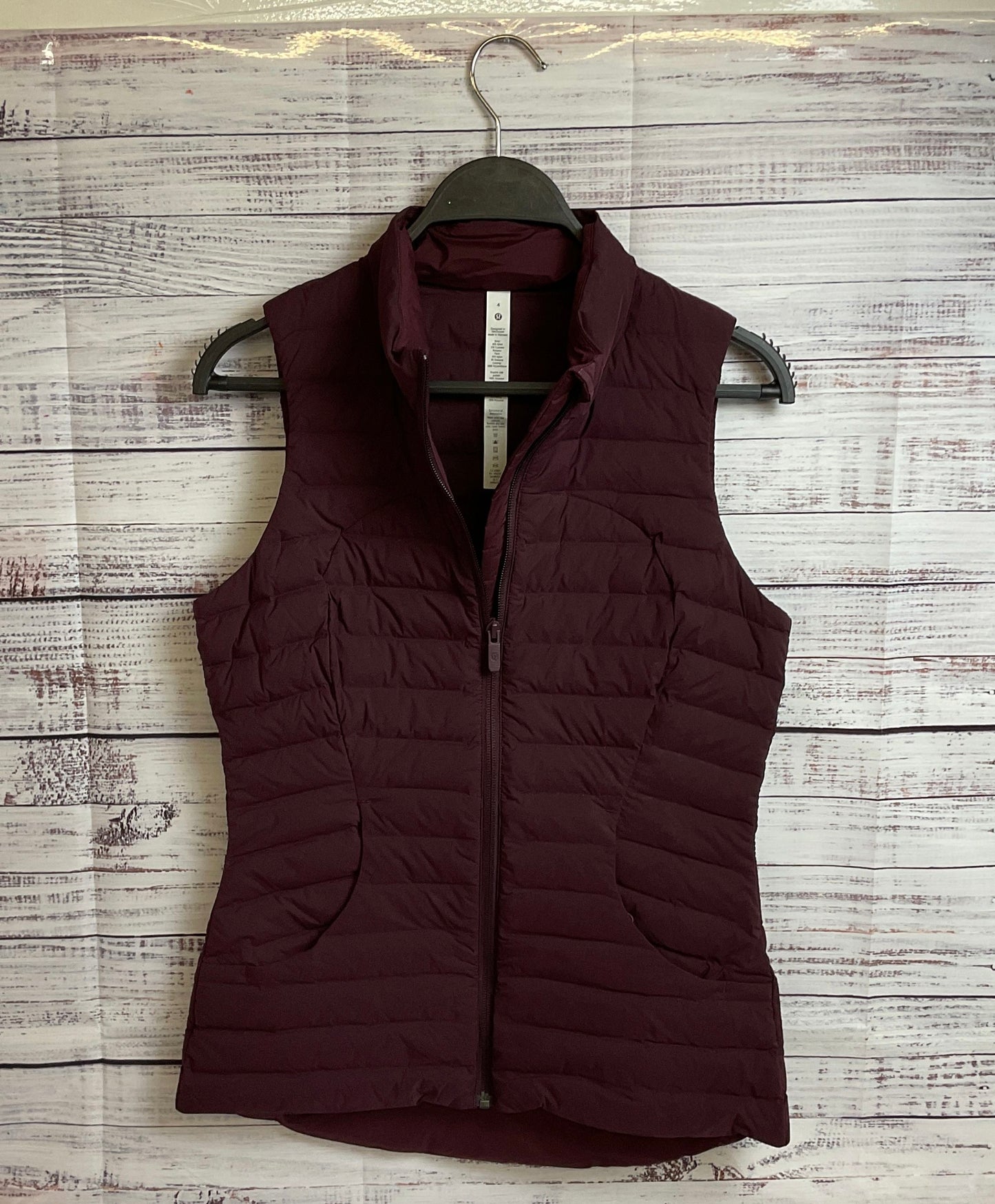 Lululemon Maroon Puffer Vest - Women's Size 4