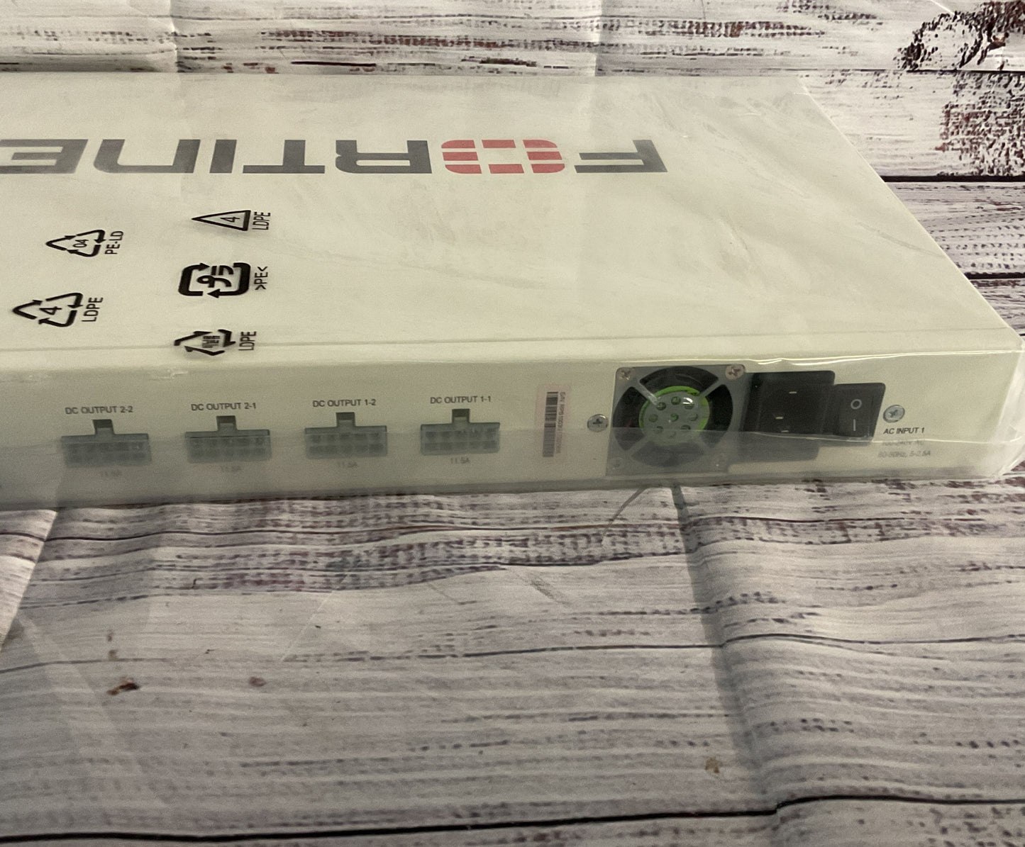 Fortinet FORTIRPS-100 External Redundant AC Power Supply