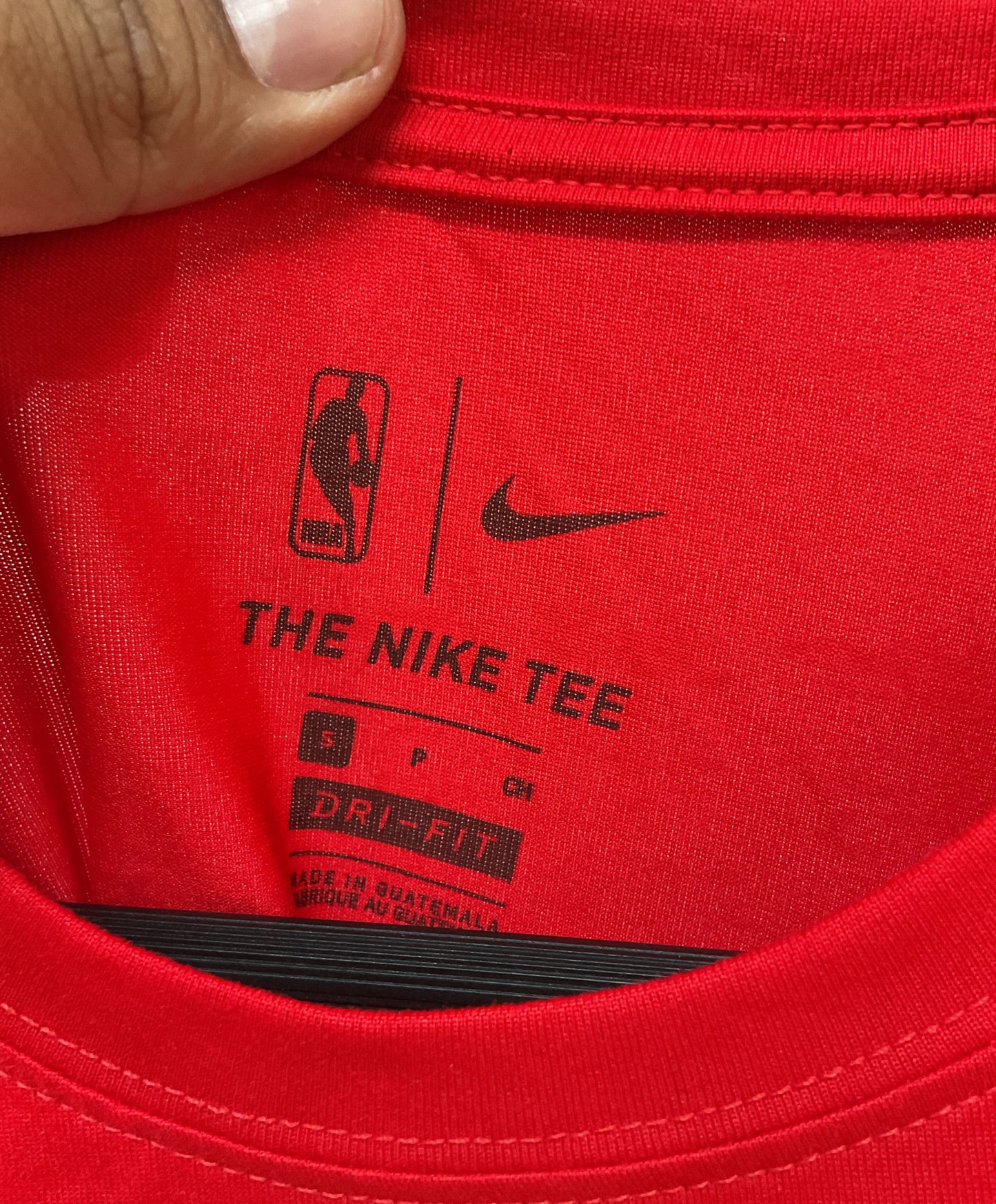 Nike Philadelphia 76ers Red Long Sleeve T-Shirt Size S