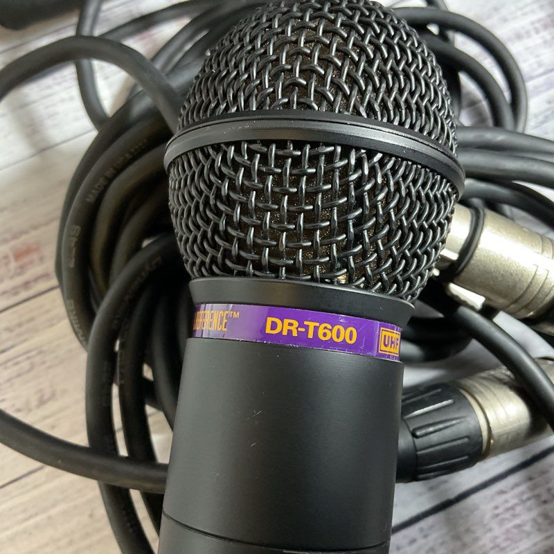 AUDIO TECHNICA ATW-R14 UHF DR-R4 Diversity Receiver with DR-T600 Microphone