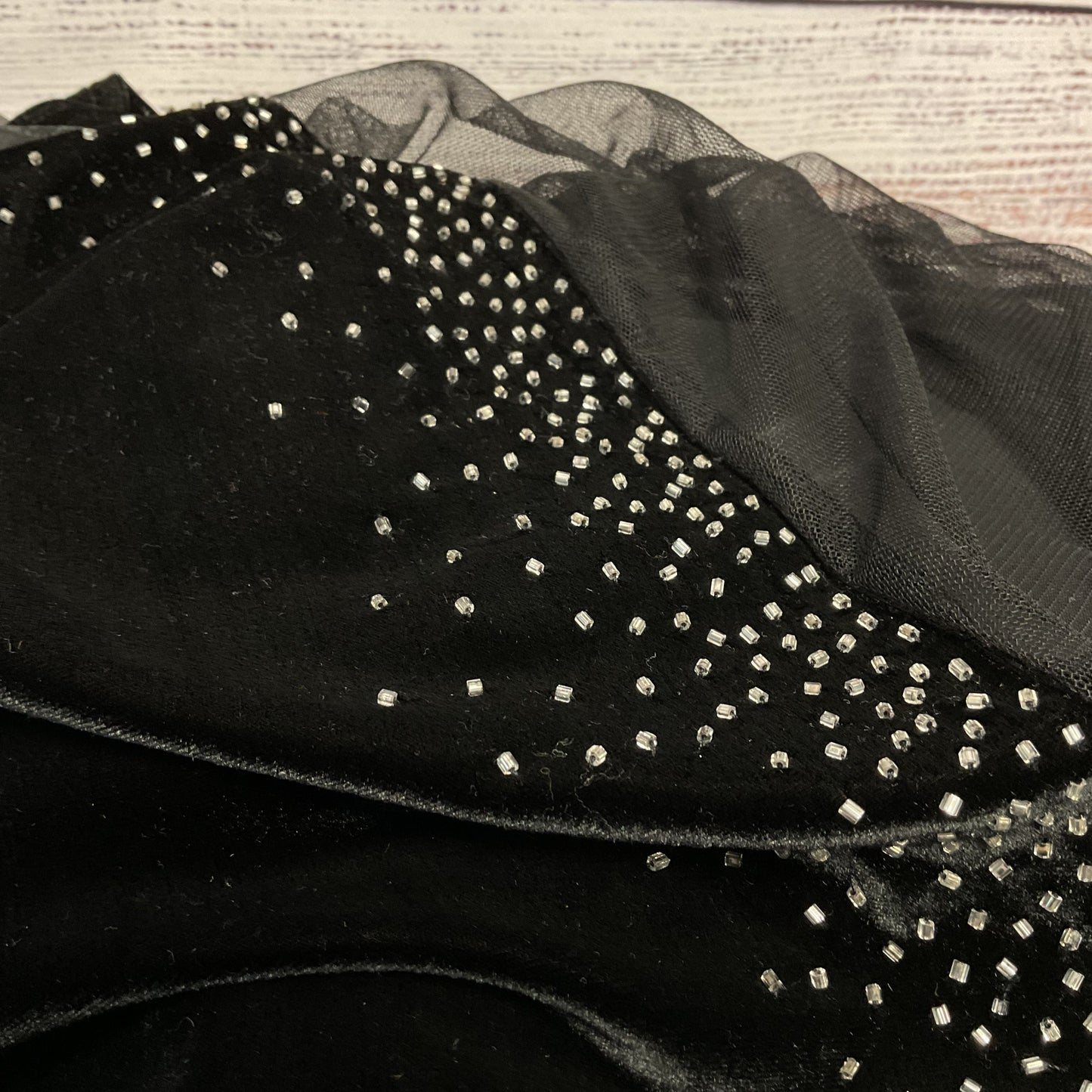 Dave & Johnny by Laura Ryner Black Velvet Beaded Mesh Dress - Size 7/8