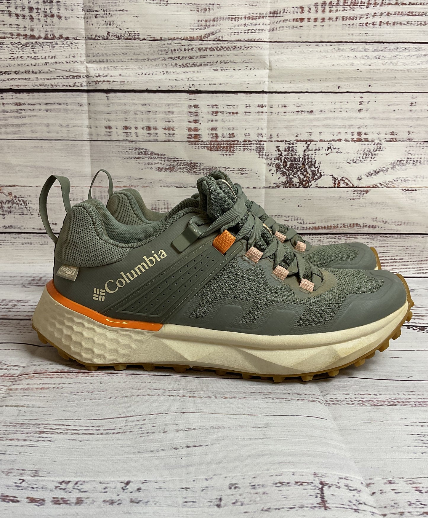 Columbia Out Dry Gray Athletic Shoe Outdoors/Running/Walking Women 8
