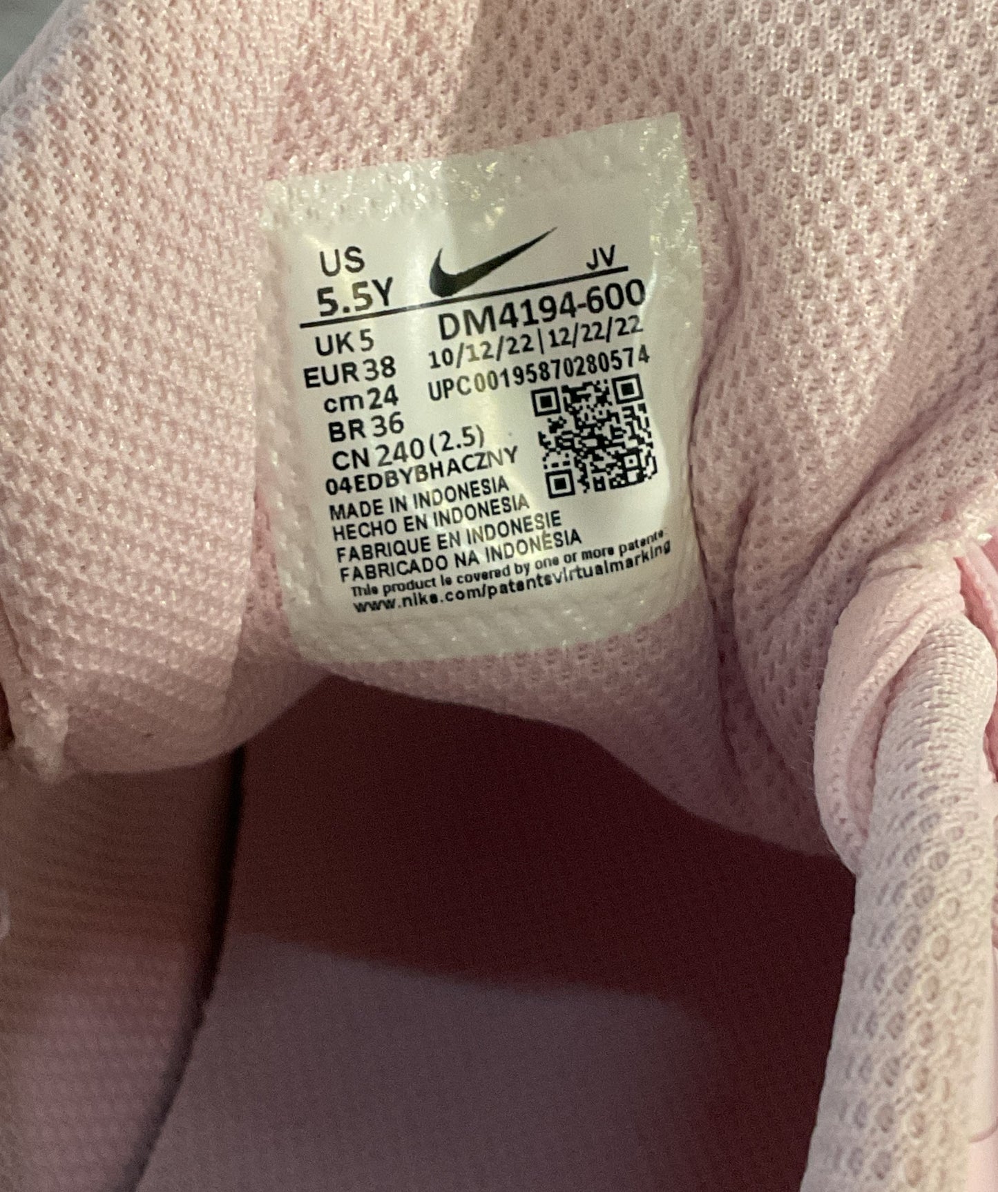 Nike Big Girls Downshifter 12 Sneakers Pink 5.5Y