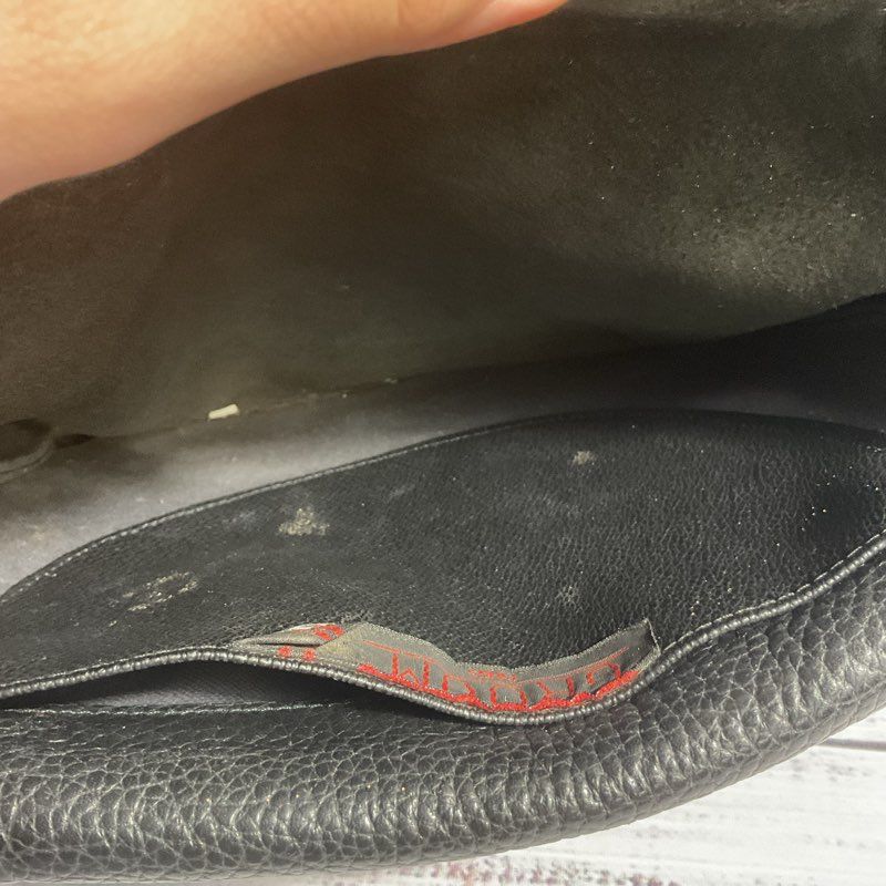 VTG. Groom 3 Compartment Black Pebbled Leather Crossbody Shoulder Bag Purse