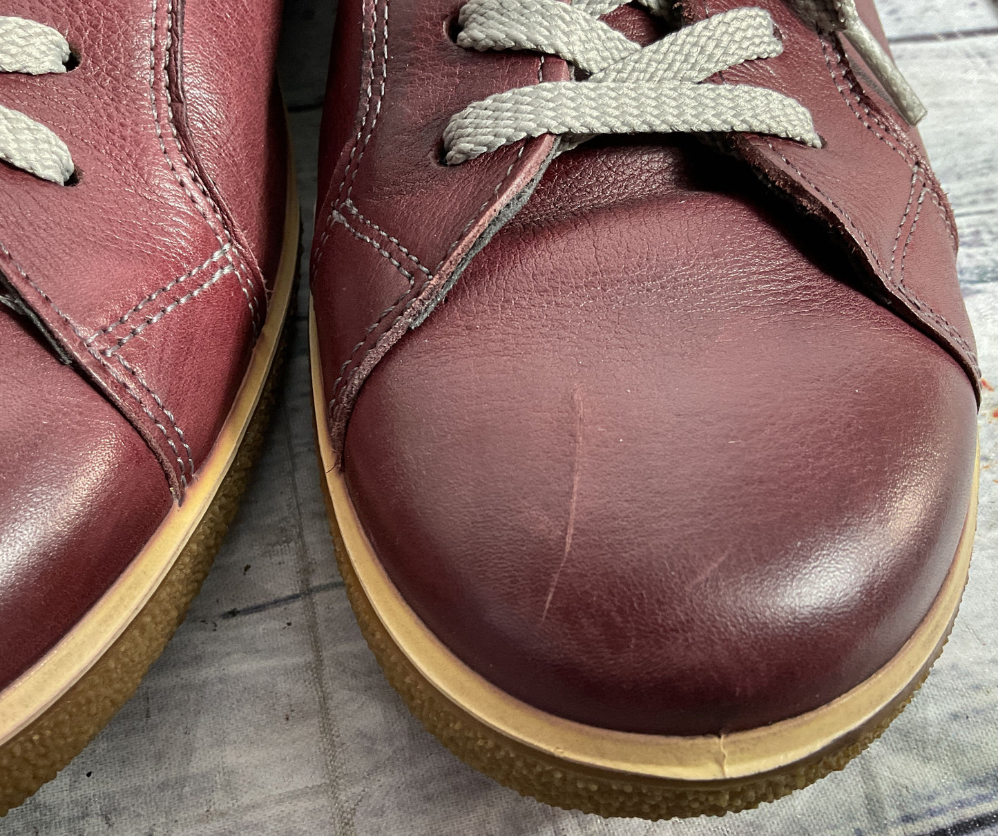 Ecco Chase Port Leather Lace-Up Sneakers Burgundy 40