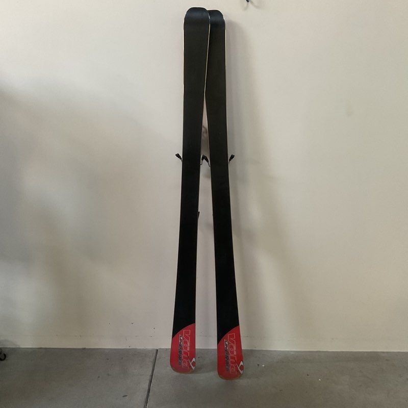 Volkl Unlimited AC-4 All Mountain Red Skis 170cm IPT Motion Binding