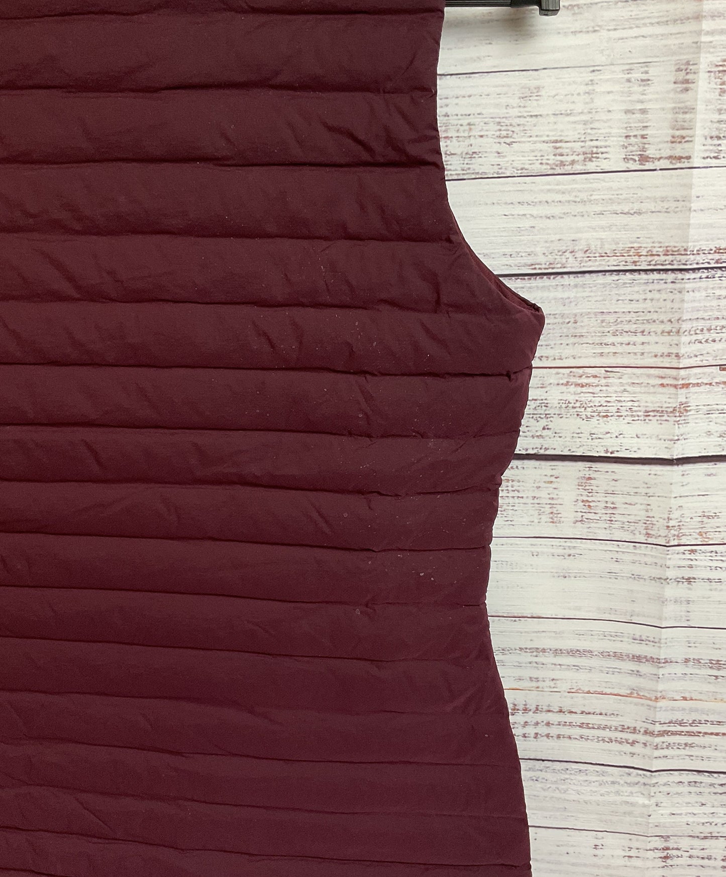 Lululemon Maroon Puffer Vest - Women's Size 4