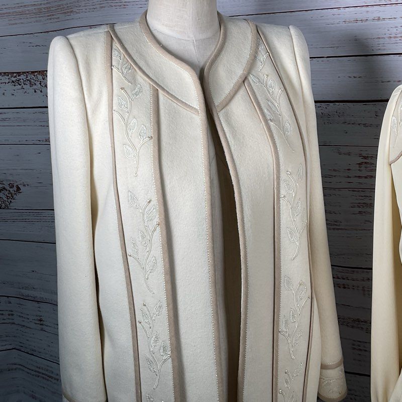 S. BALIAN DESIGNS 2pc. Women's Embroidered Belted Dress & Coat SEE MEASUREMENTS