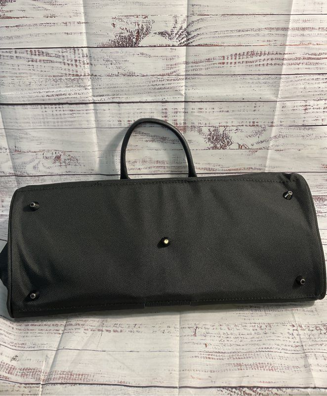 New London Fog Wellington 360UL Collection Black Carry-on Bag 19"
