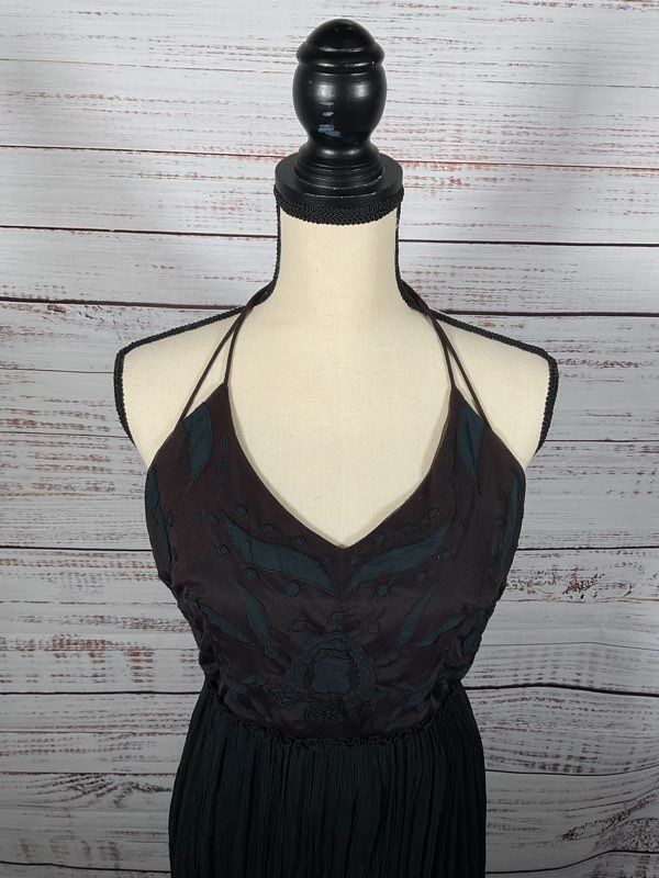 NWT Women's Chan Luu Spaghetti String Embroidery Top Pattern Maxi Dress Size M