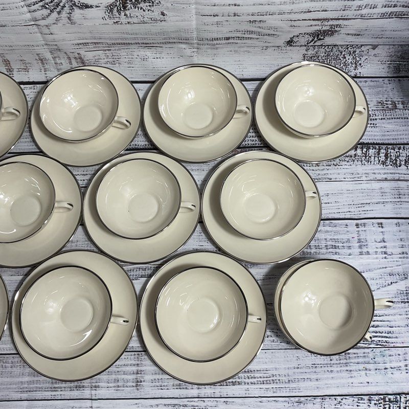 Franciscan Fine China Carmel Pattern 25 Pc. Cup & Saucer Set