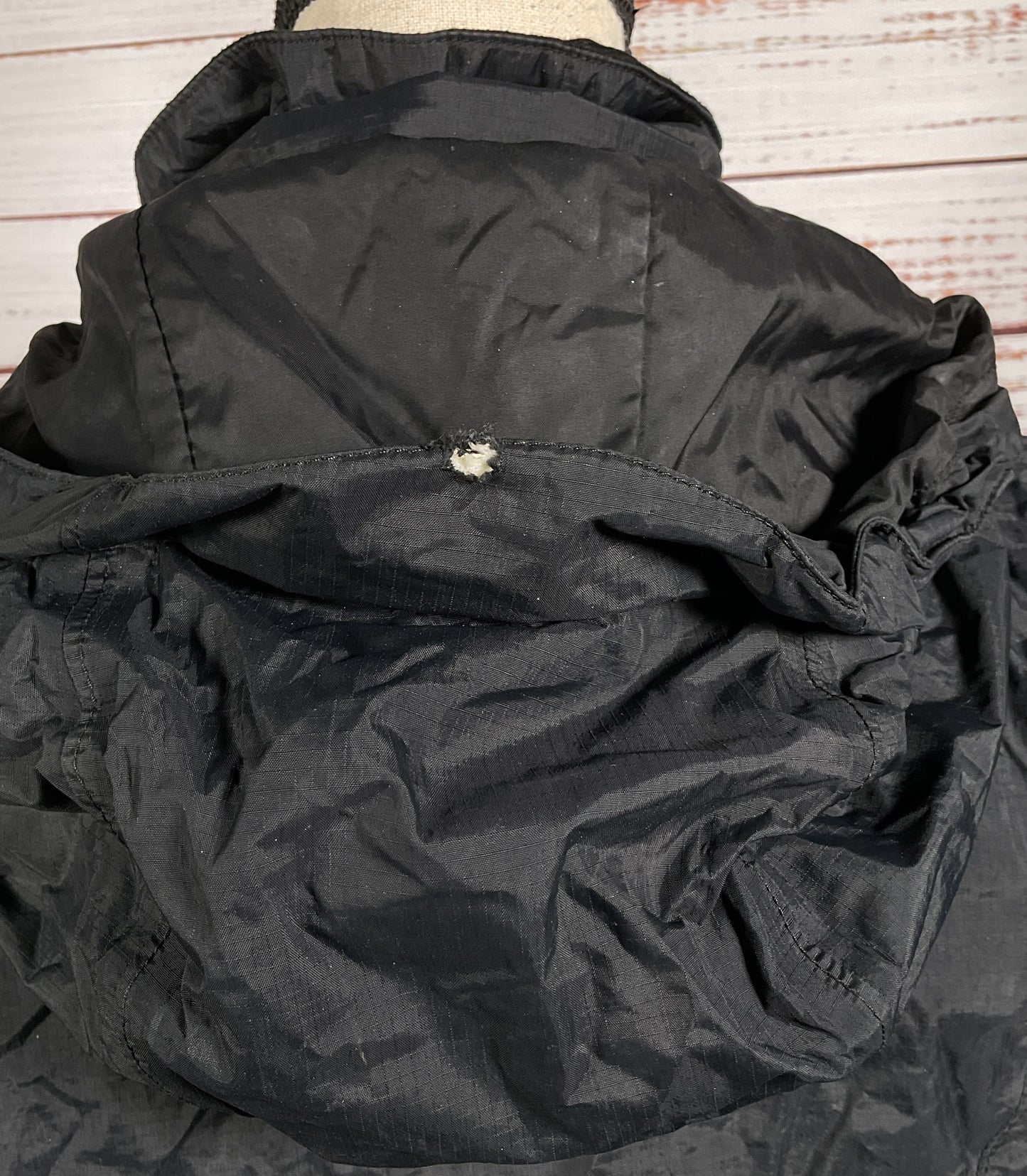 The North Face Nylon Hyvent Vented Hooded Jacket Black S