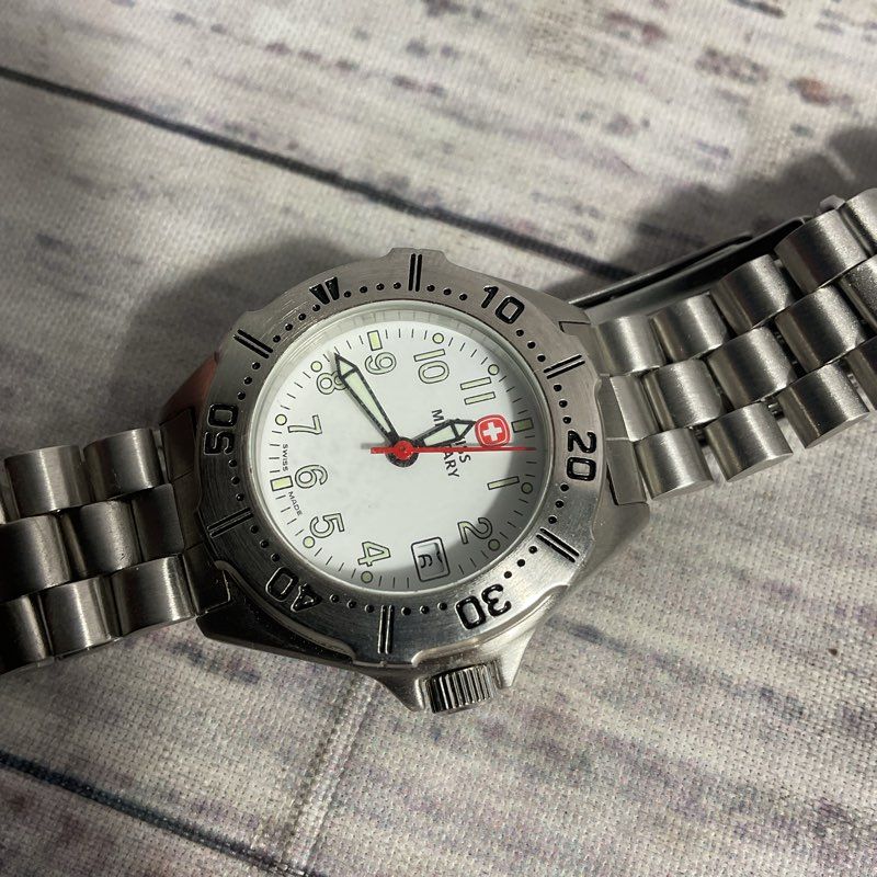 Swiss Military 093 1411 Stainless Steel White Face Watch *FOR PARTS/REPAIR*