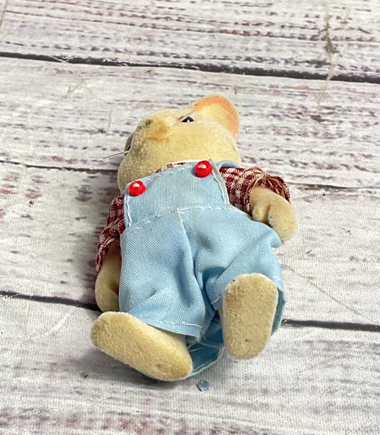 Sylvanian Families Sebastian Whiskers Cat Figurine