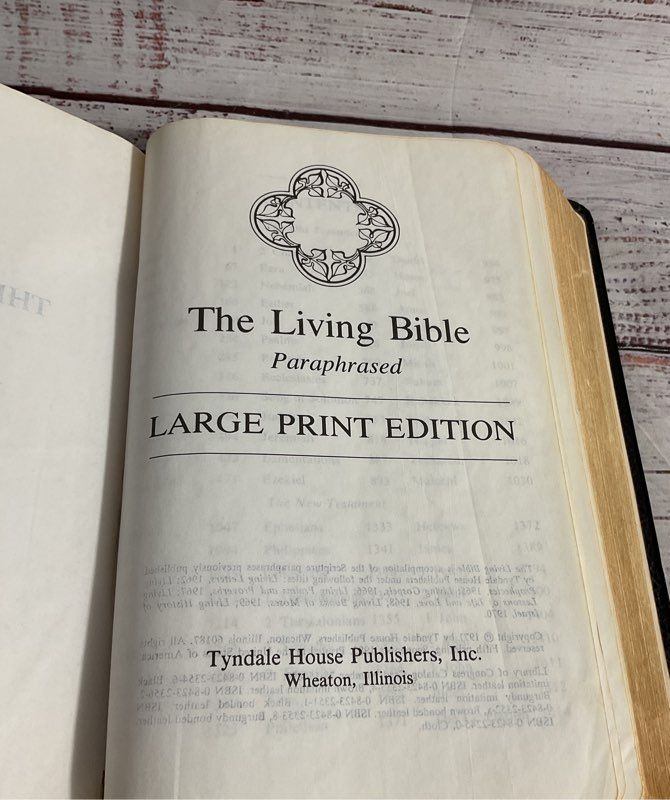 The Living Bible: Paraphrased 1971 First Printing Tyndale Padded Bonded Leather