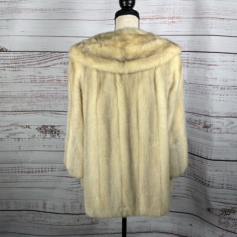 VTG Irving Goldstein Furs Ivory Cape Collar Fur Coat Measurements In Description