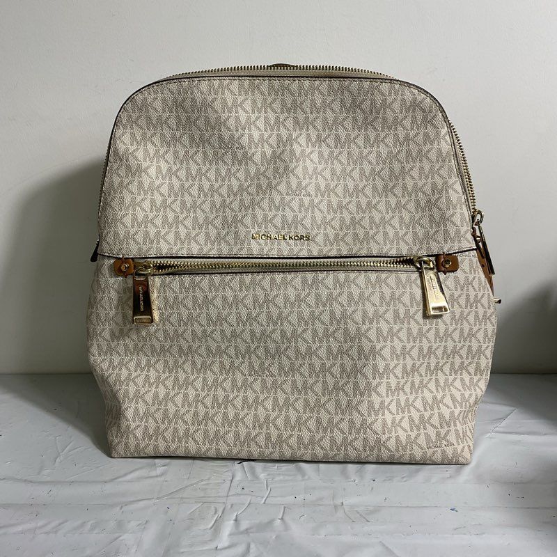 Michael Kors Rhea Medium Slim Logo Backpack in Vanilla (MISSING TIES ON ZIPPERS)