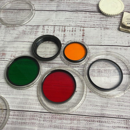 Vivitar Lot Of 5 Screw On Lens Filters UV Haze, Light Green, Orange, Red No. 25