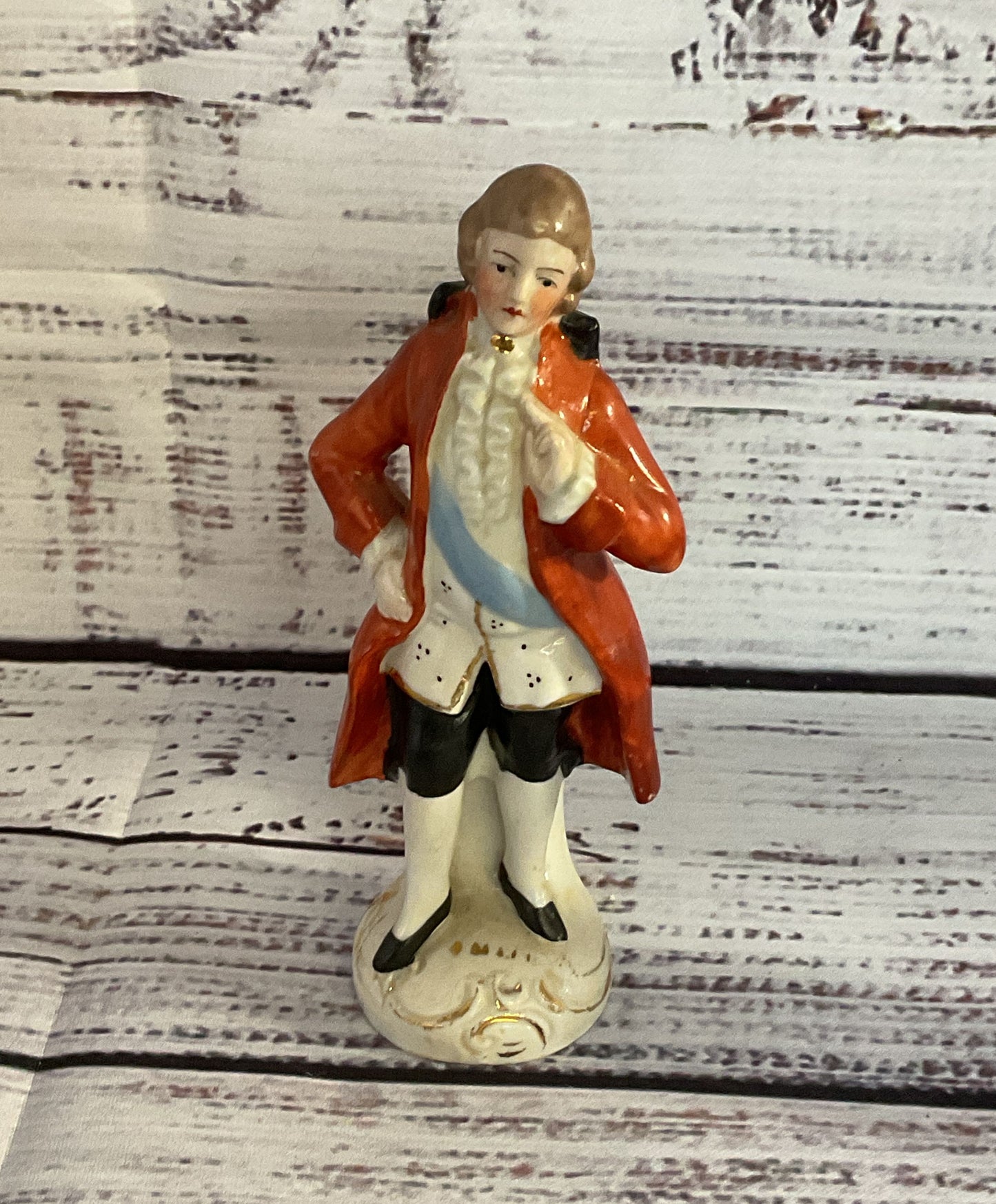 Vintage French Rococo Lot Of 2 Figurines