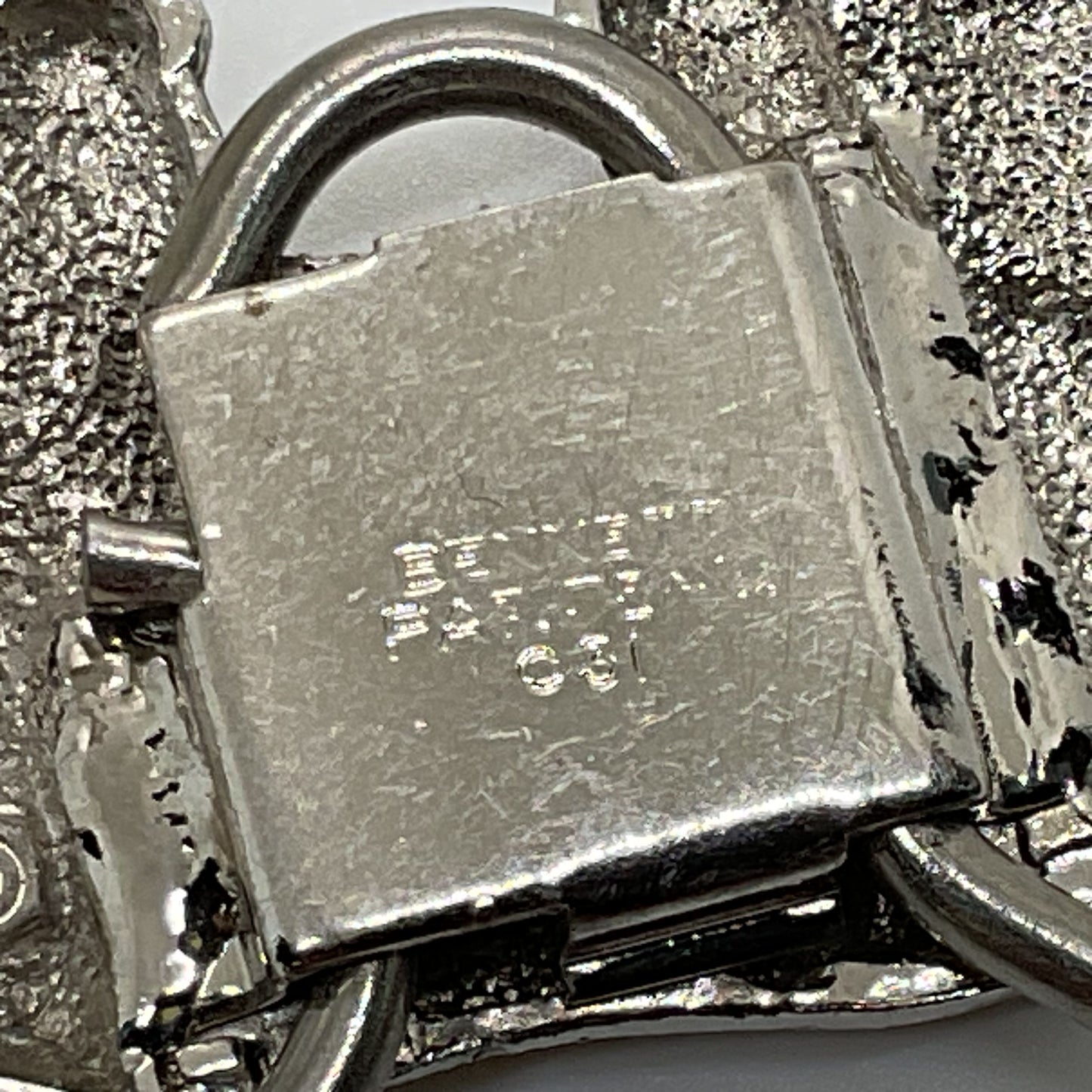 VTG. TORTOLANI 2" Silver Tone Rhino Key Ring